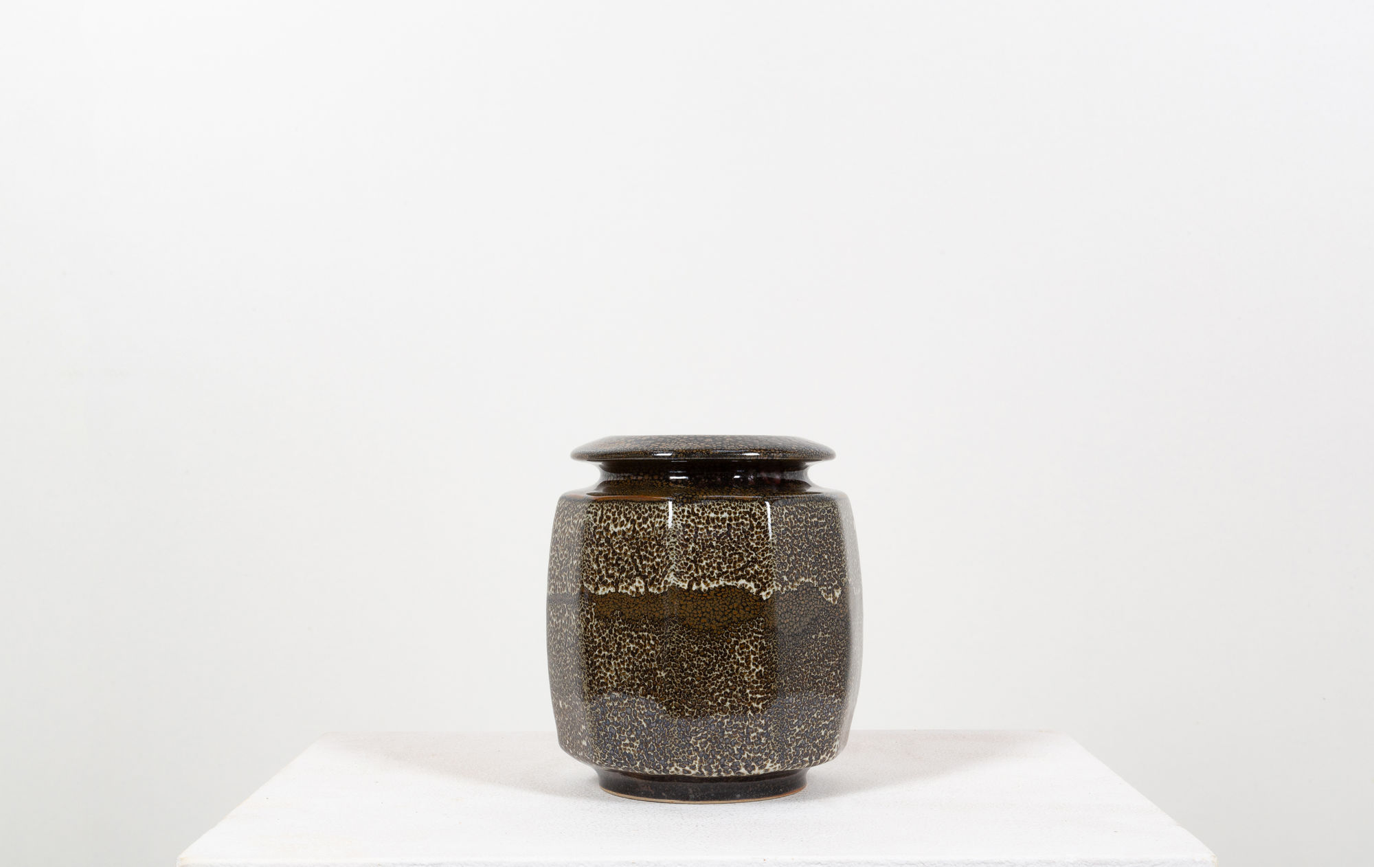 DANIEL DE MONTMOLLIN ceramic vase