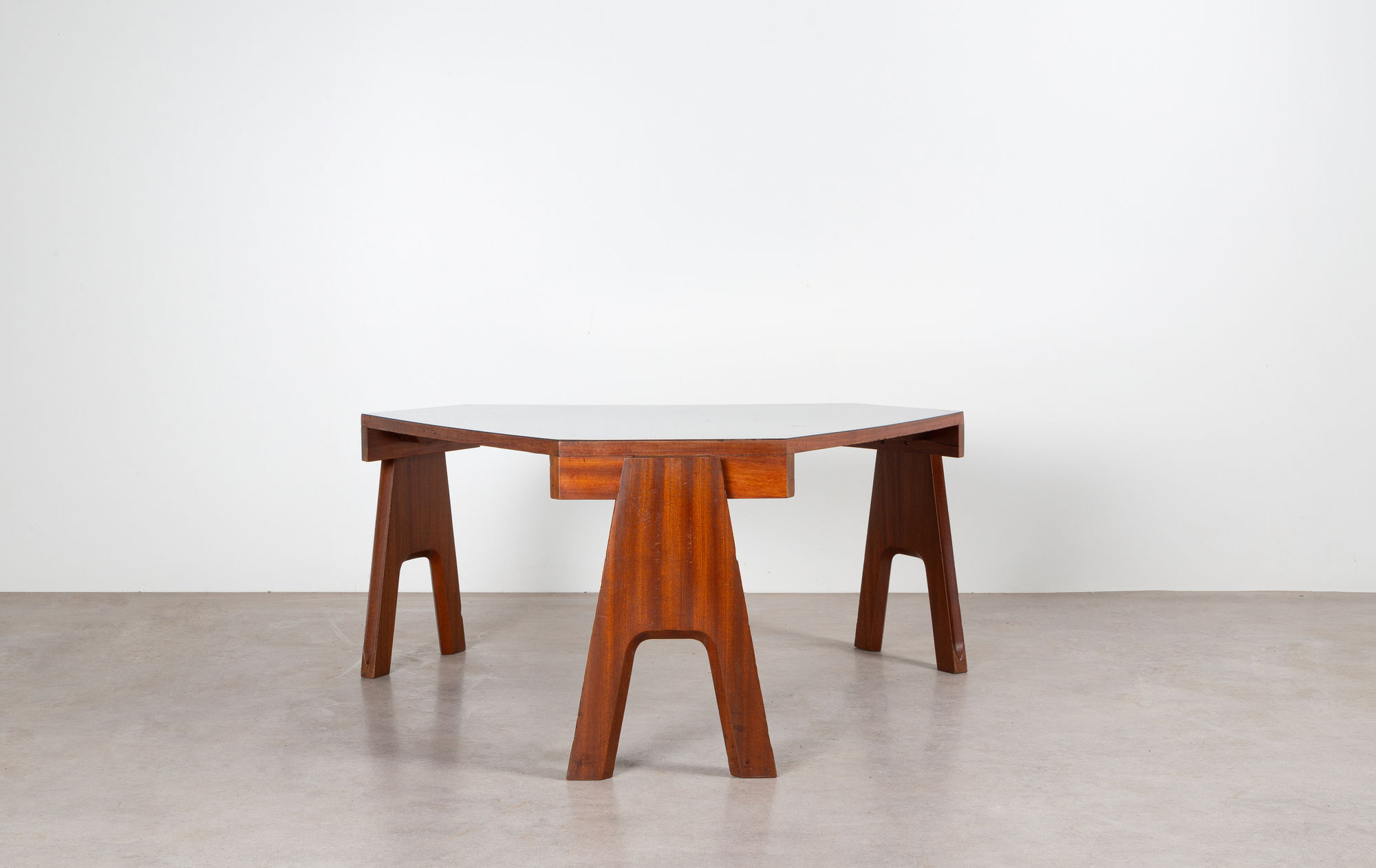 Angelo Mangiarotti coffee table club 44