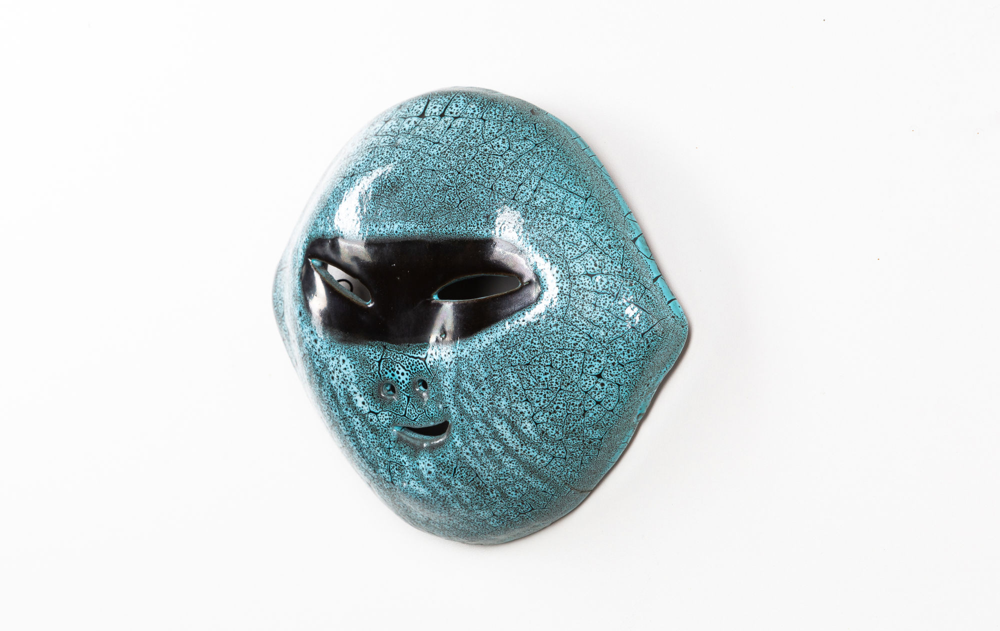 Accolay ceramic mask