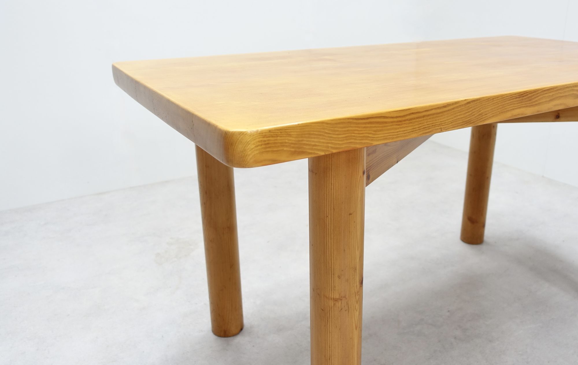 Charlotte Perriand table '70s