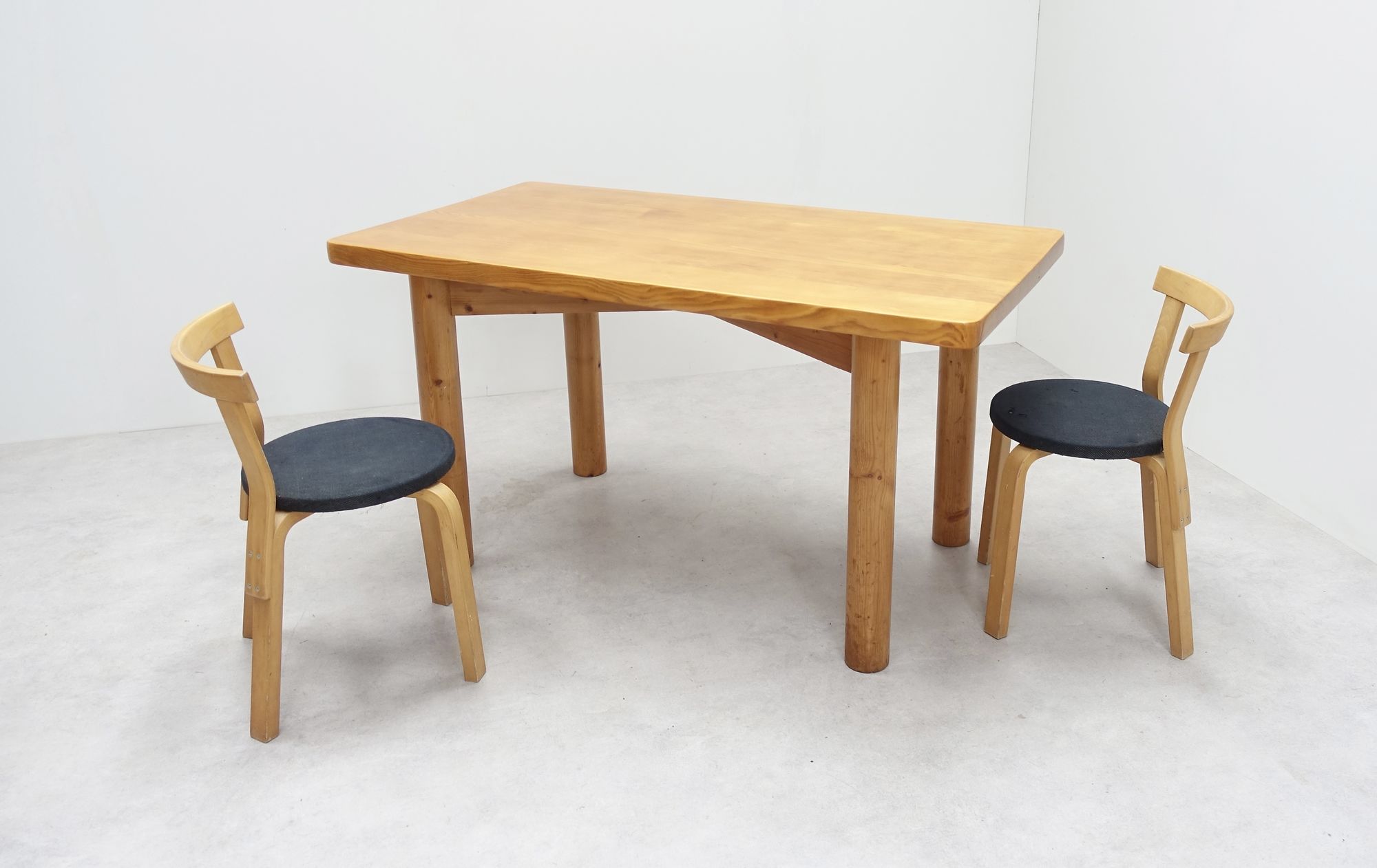Charlotte Perriand table '70s