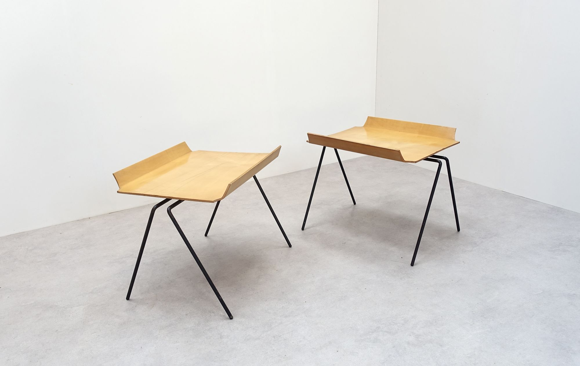 Swiss coffee table design Hans Bellmann Horgen Glarus 50s
