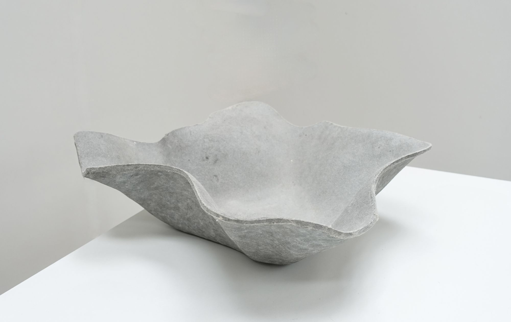 Flower pot Willy Guhl Eternit AG LImited serie
