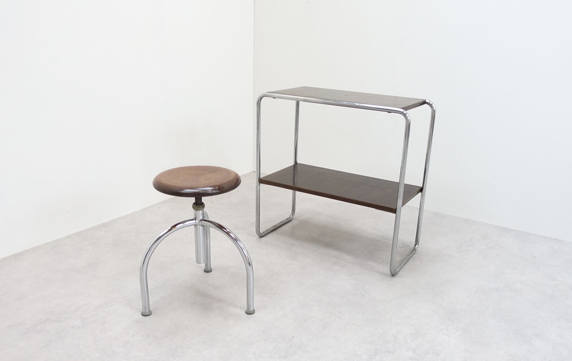 modernist stool 30s Bigla Margarete Schütte-Lihotzky