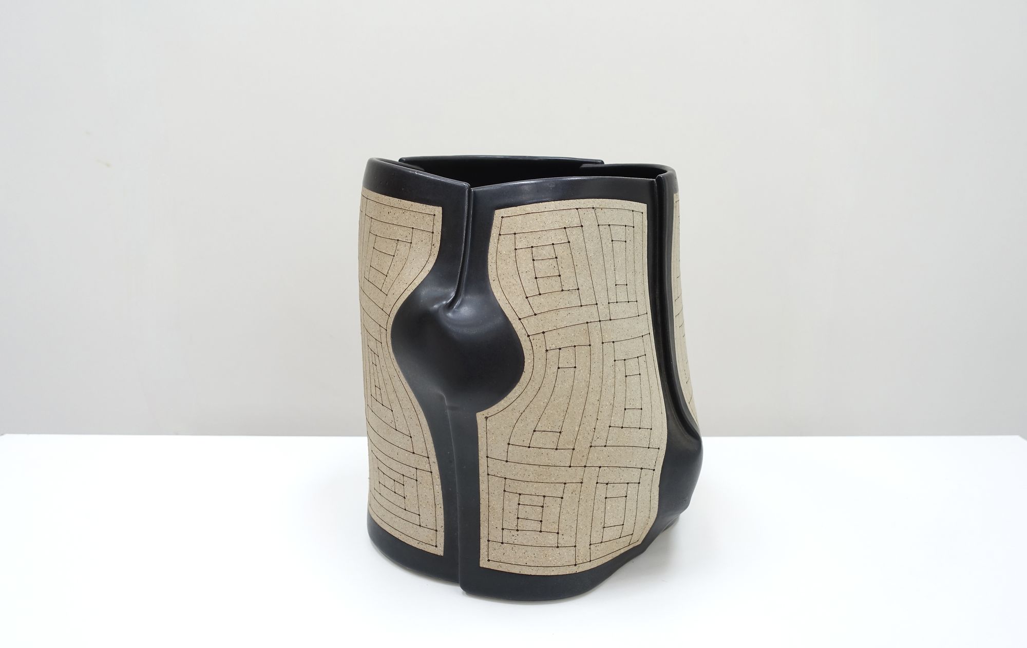 ceramic Gustavo Perez