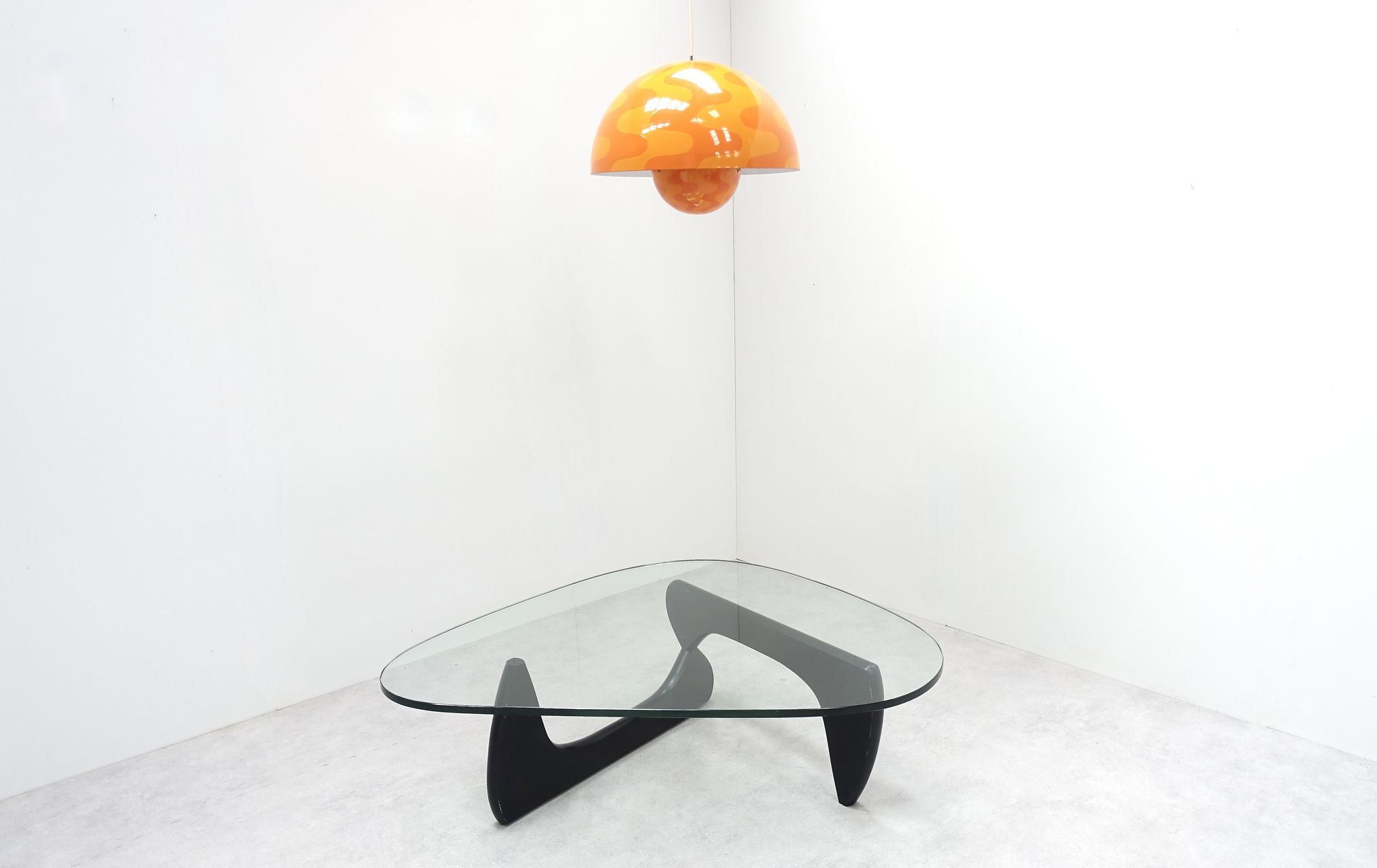 set design 50s 60s 70s Noguchi Muller Panton Coslin