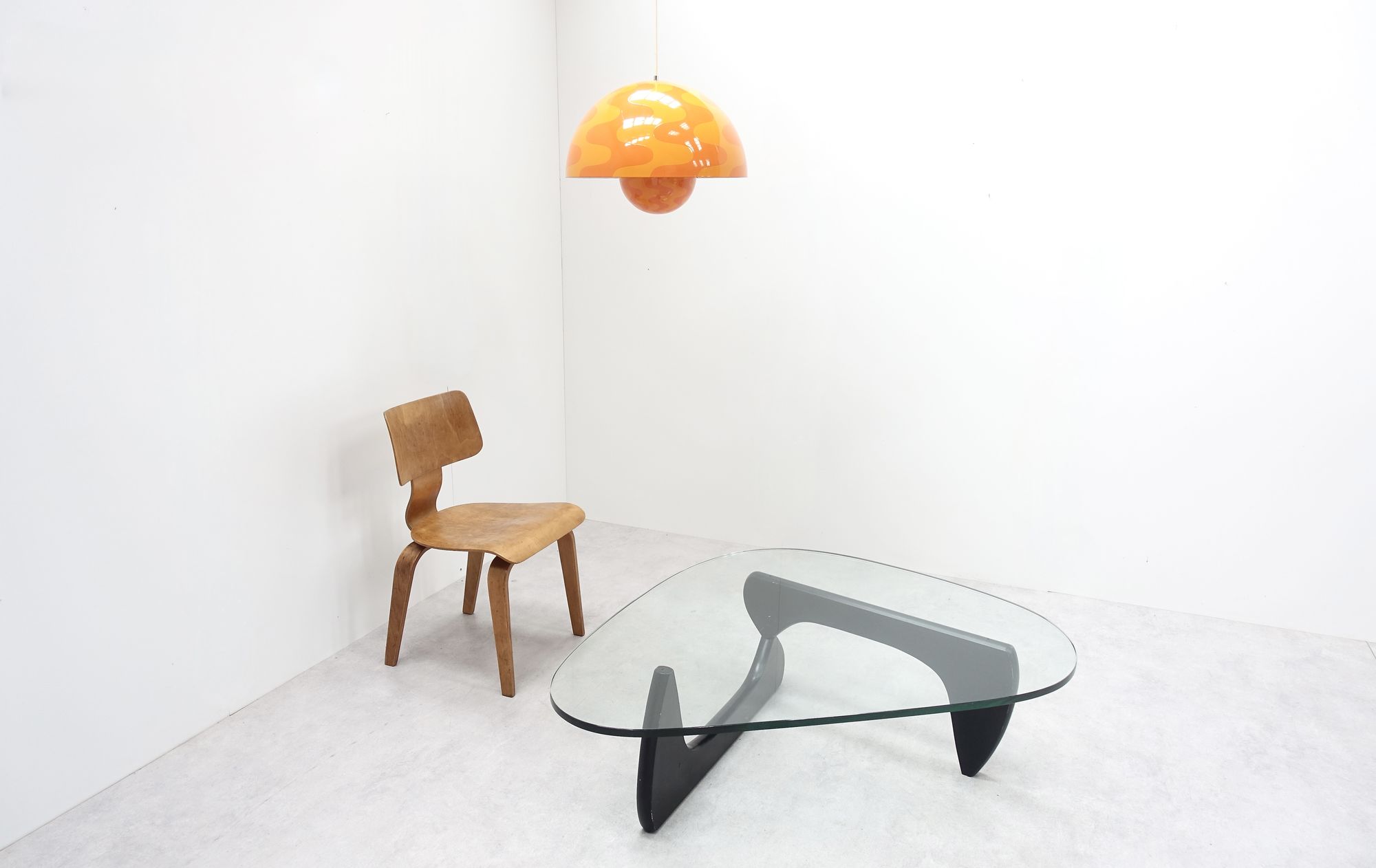 set design 50s 60s 70s Noguchi Muller Panton Coslin