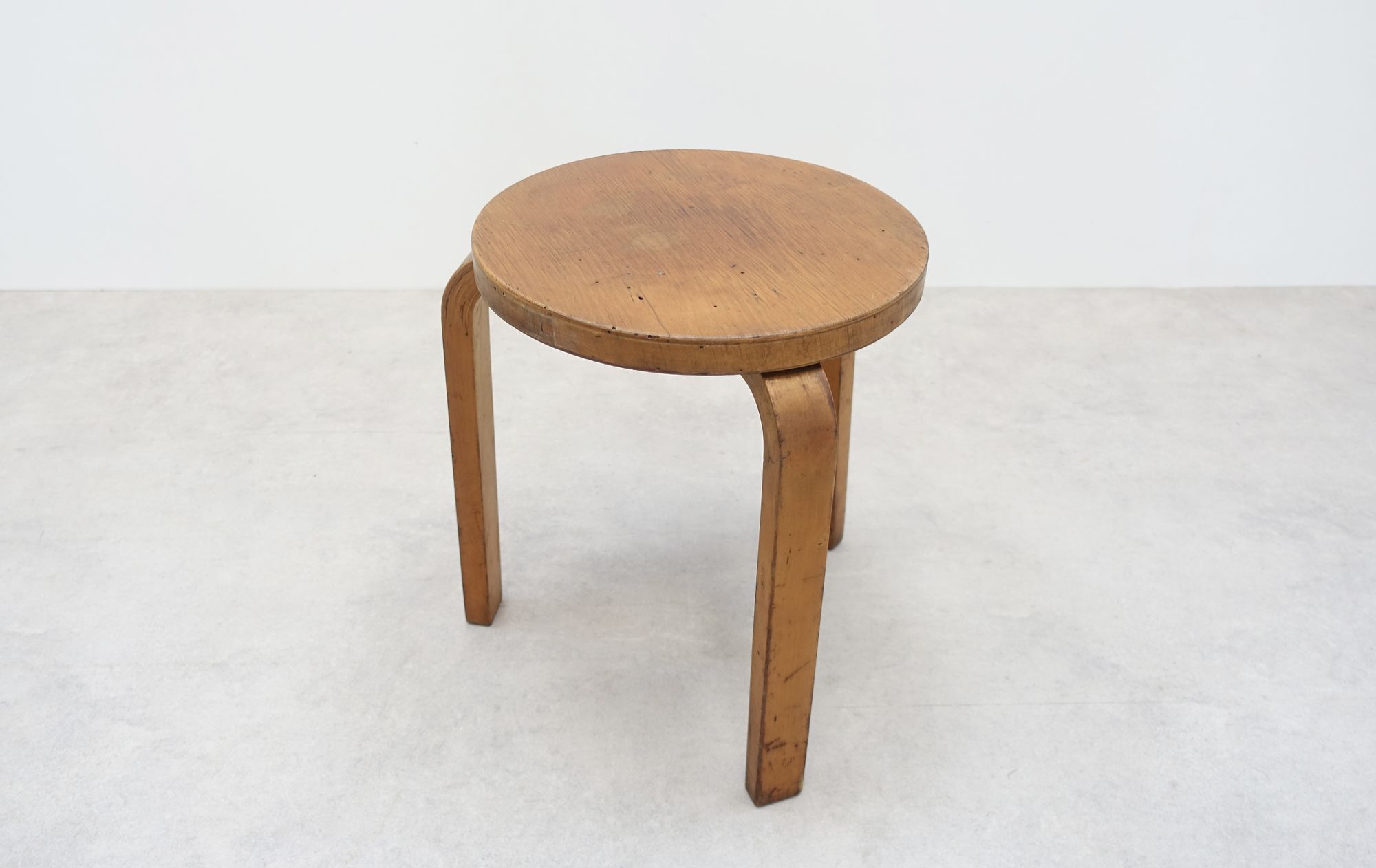 stools Alvar Aalto Finmar 30-40s