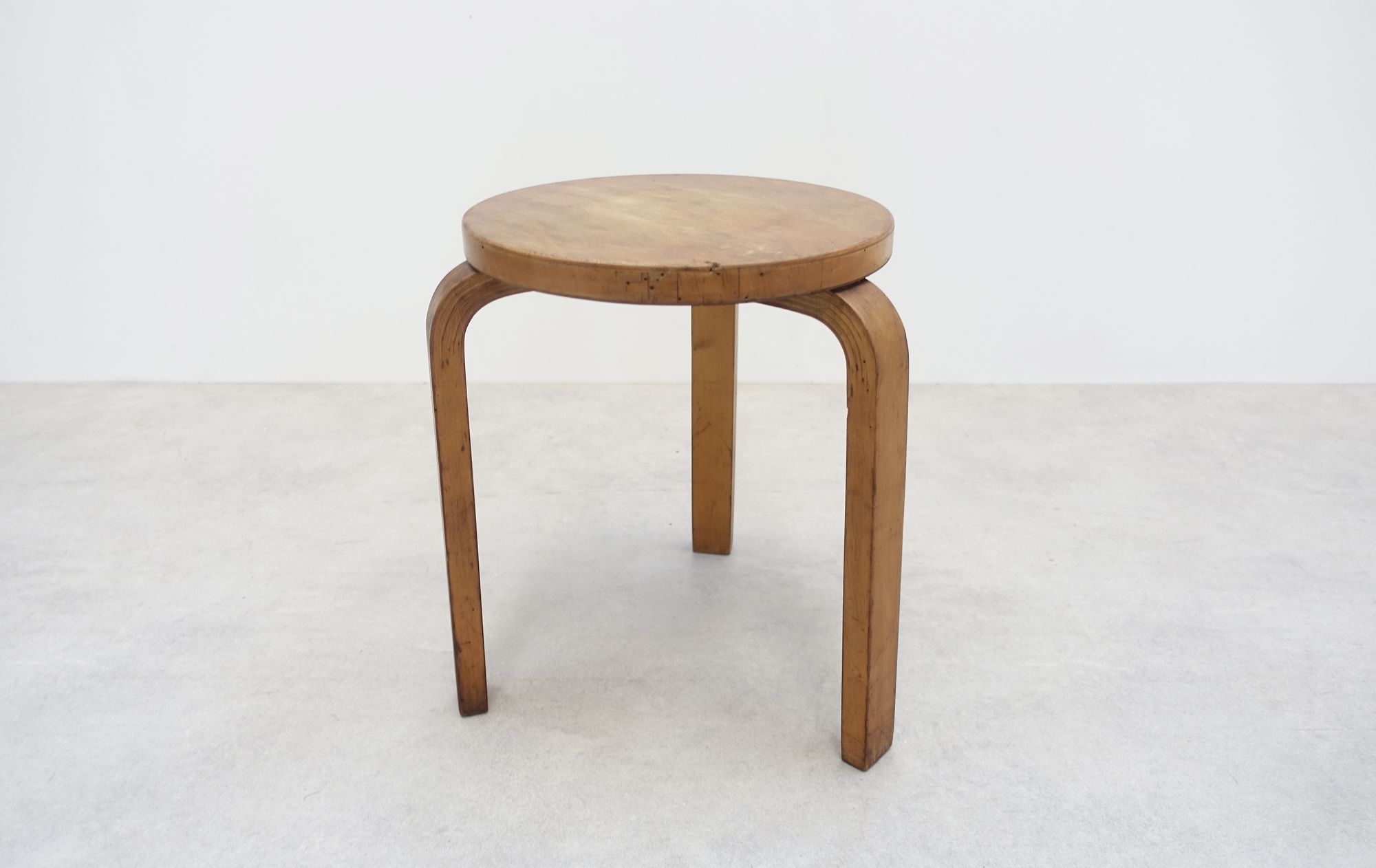 stools Alvar Aalto Finmar 30-40s