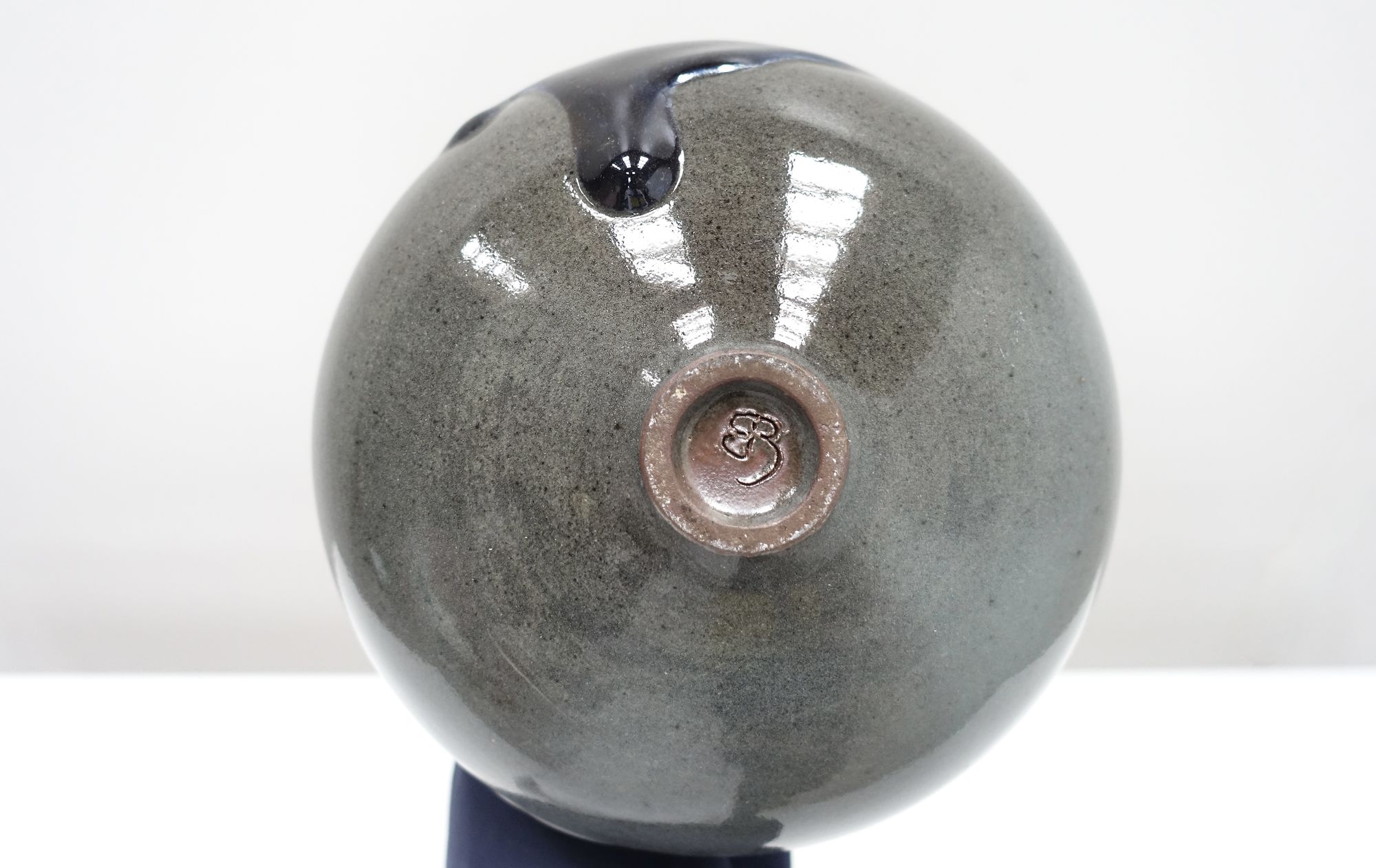 ceramic vase René Ben Lisa