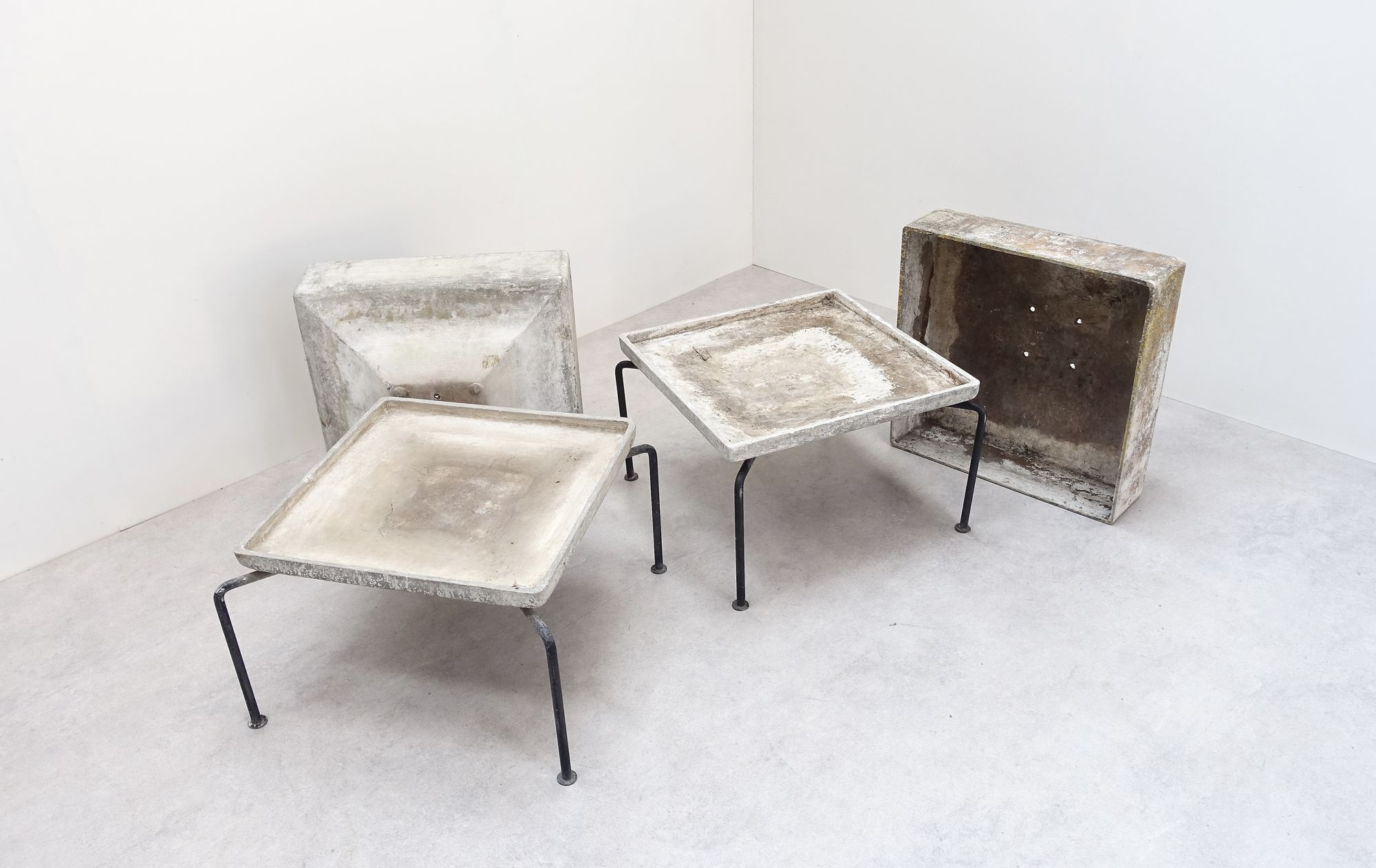 flower pots Bruno Rey 60s Eternit AG Swiss design