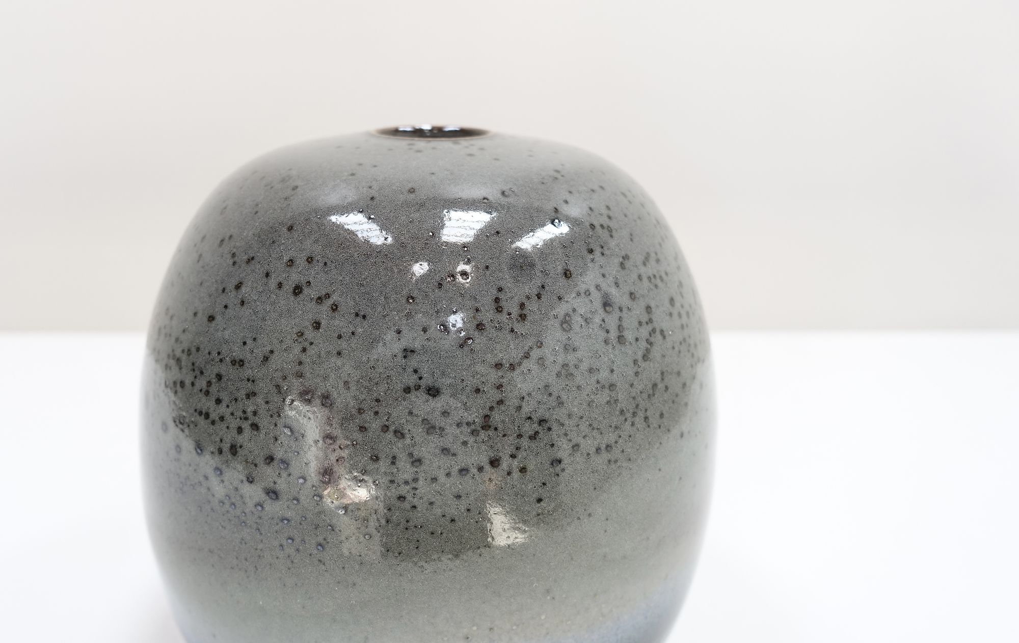 ceramic vase Jacques Haeberlin 90s