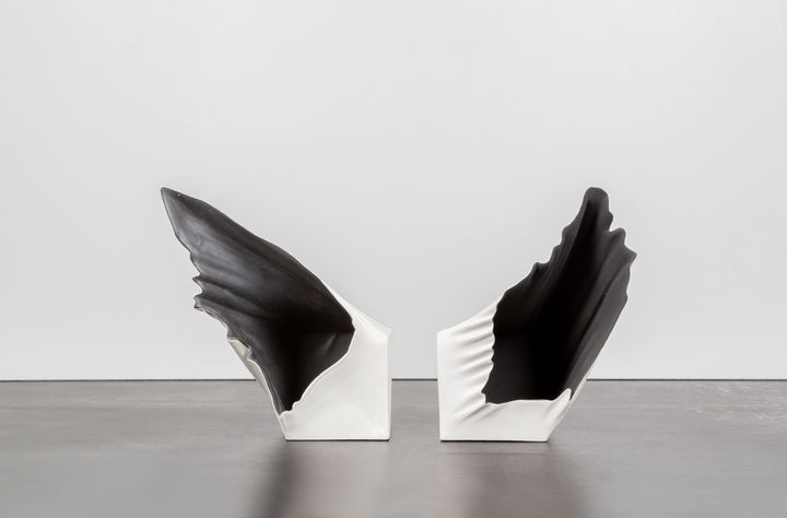 François Ruegg Ceramic sculptures Tensions