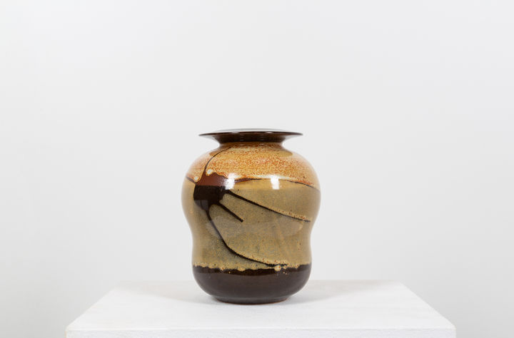 DANIEL DE MONTMOLLIN ceramic vase