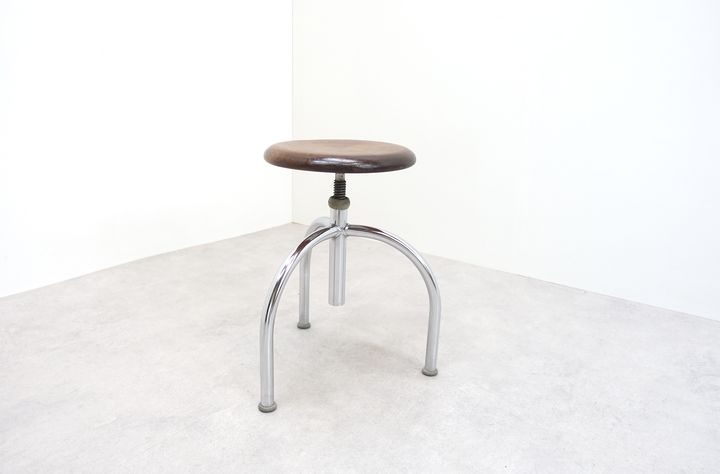 modernist stool 30s Bigla Margarete Schütte-Lihotzky